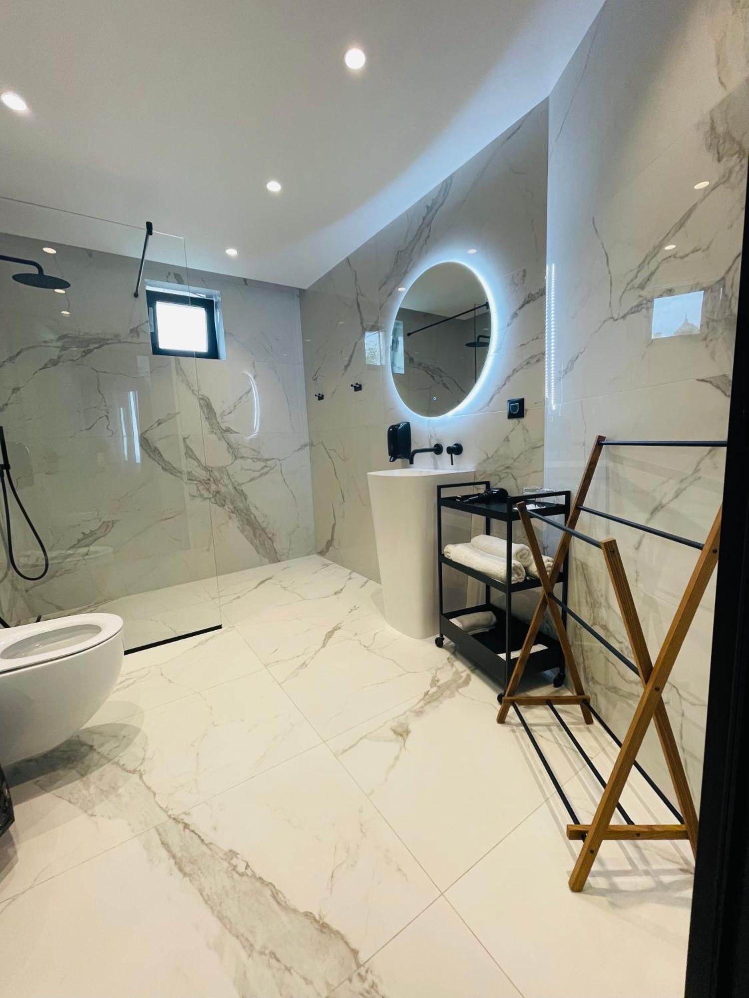Lotus Luxury Rooms 瓦爾納 外观 照片